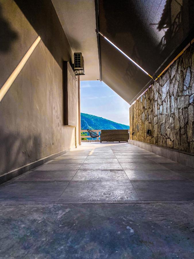 Poseidon'S Bayview Apartment Kitriai Ngoại thất bức ảnh